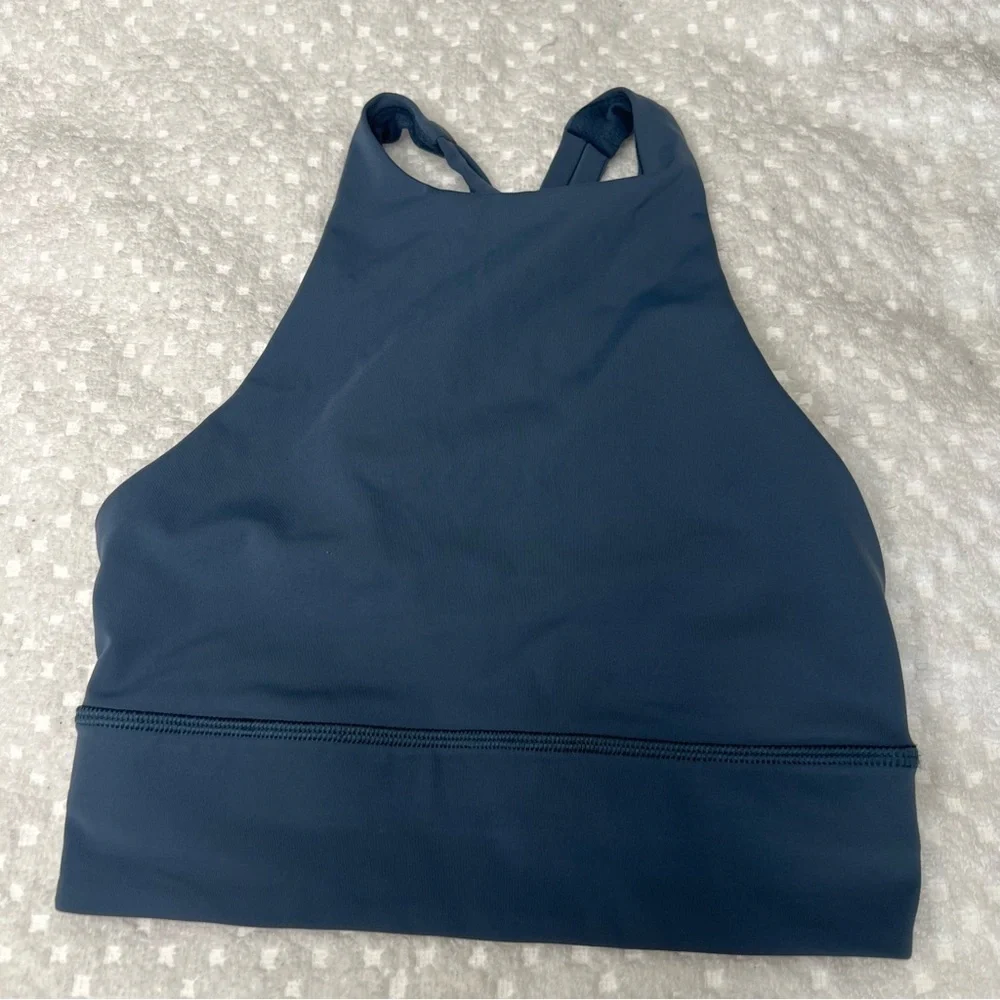! Lululemon Women's Crop-top